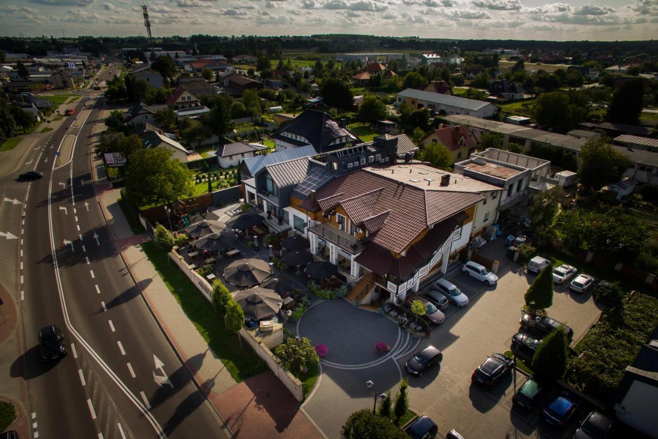 Hotel & Restauracja Gniecki Hrubieszow Exteriér fotografie